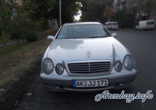 1999, Mercedes-Benz CLK240